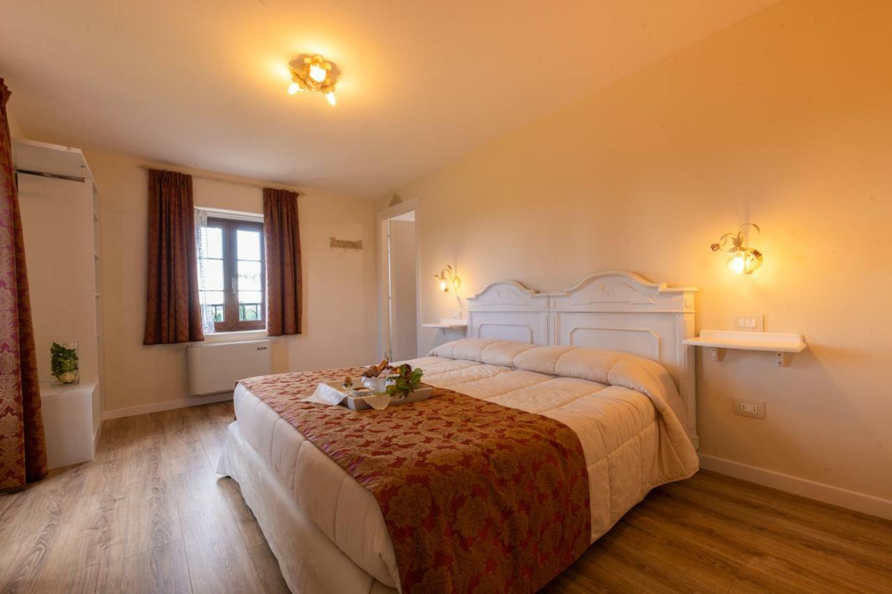 Casale In Collina Guest House Capriva del Friuli Exterior photo
